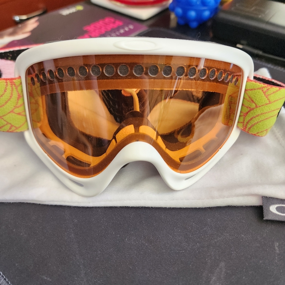 Oakley White and Yellow Goggles with Orange Lens